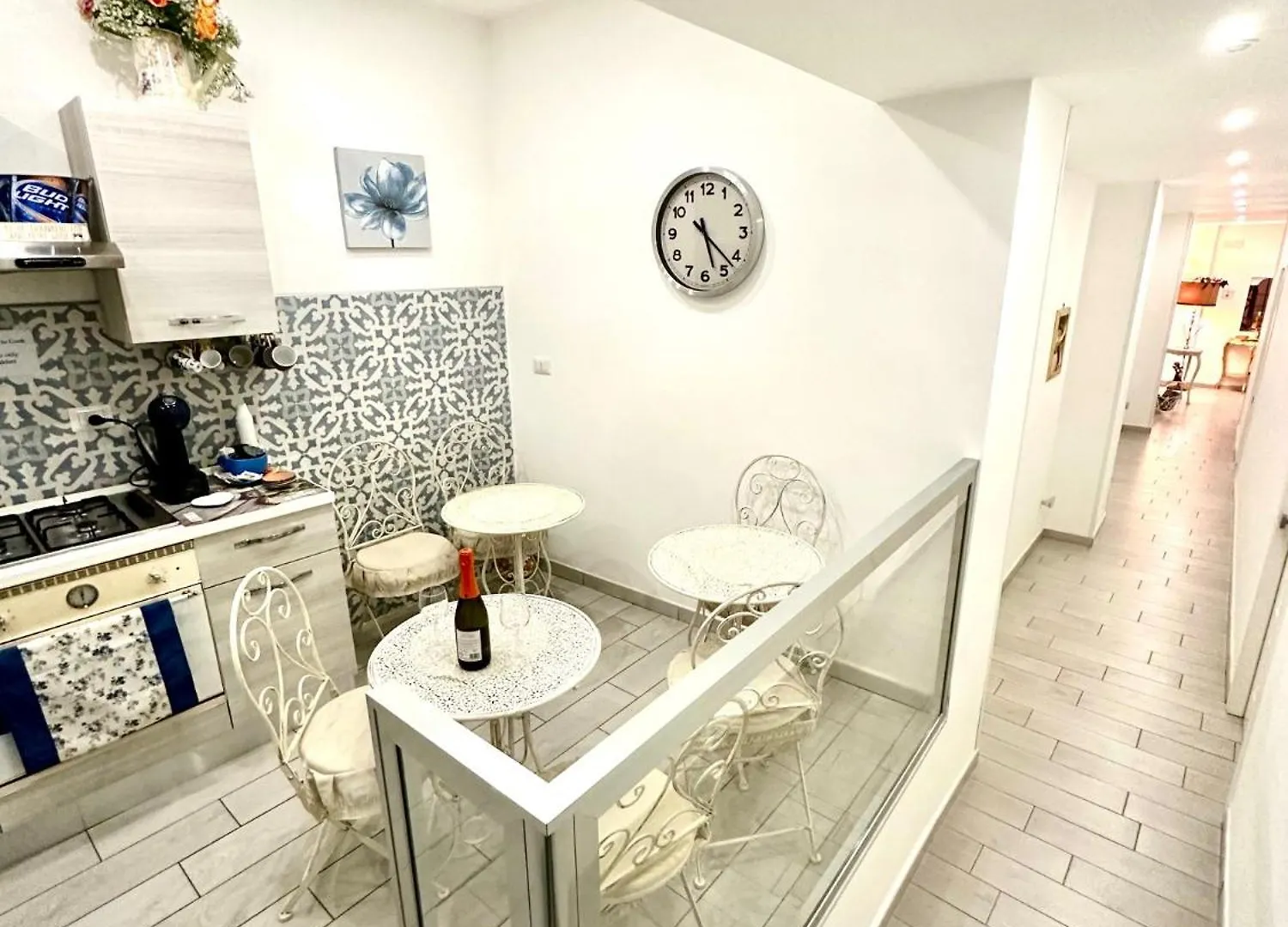 Guest house Gloves Rooms Naples Italy